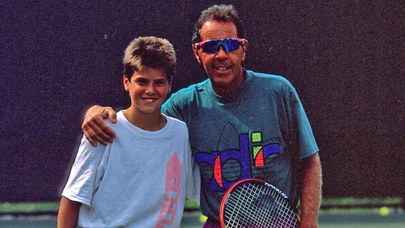 Tommy Haas (l.) mit Tennis-Trainer Nick Bollettieri © imago/HJS 