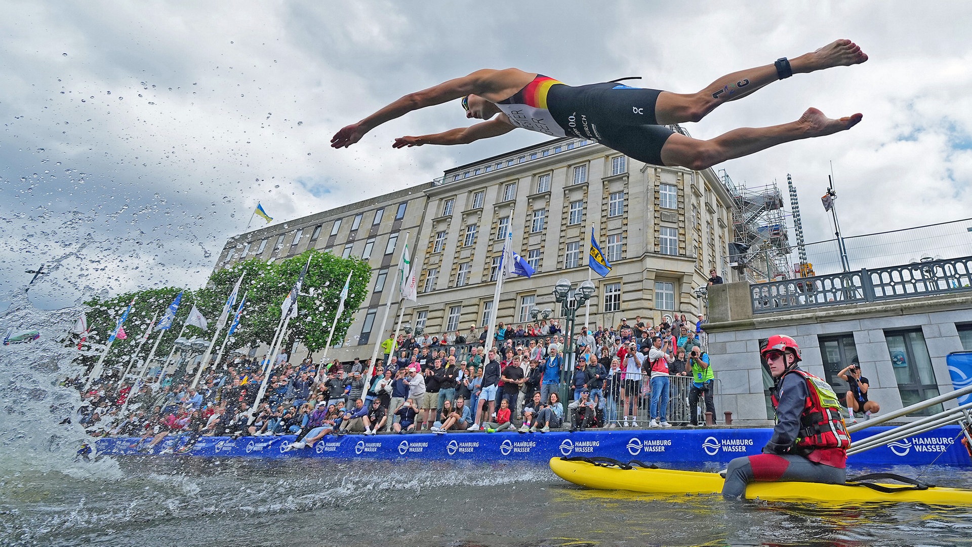 Hamburg-Triathlon: Deutsche Mixed-Staffel Dritter – Großbritannien siegt
