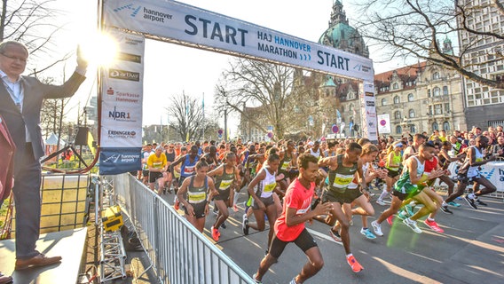 Start beim Hannover-Marathon 2019 © imago images / Henning Scheffen Foto: Henning Scheffen