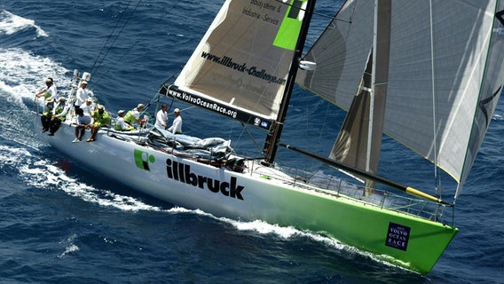 Die illbruck beim Volvo Oceans Race © picture-alliance / ASA | Sea & See 