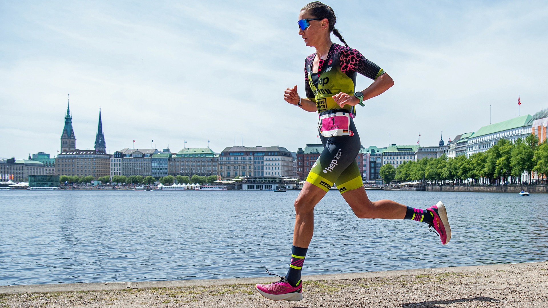 Ironman in Hamburg: Überragende Philipp gewinnt EM-Gold in Bestzeit