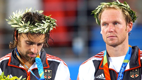 Die Olympia-Zweiten Nicolas Kiefer und Rainer Schüttler © dpa 