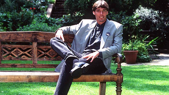 Michael Stich 1997 in Wimbledon © picture-alliance / Sven Simon 