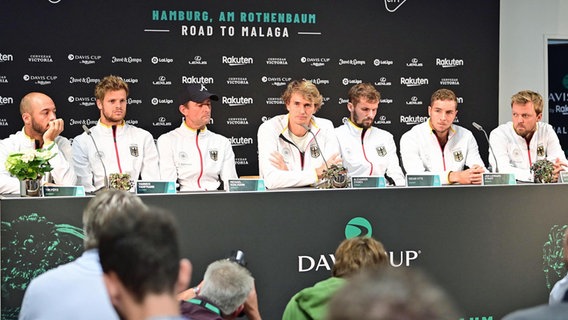 Das deutsche Davis-Cup-Team um Alexander Zverev in Hamburg © Witters 