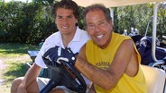 Tommy Haas (l.) und Tennis-Trainer Nick Bollettieri im Jahr 2000 © IMAGO / Thomas Exler 