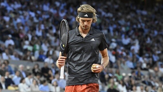 Alexander Zverev bei den French Open © IMAGO / PanoramiC 