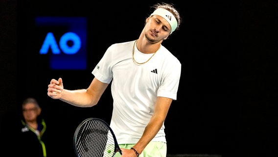 Tennis-Profi Alexander Zverev im Halbfinale der Australian Open © IMAGO / Icon Sportswire 