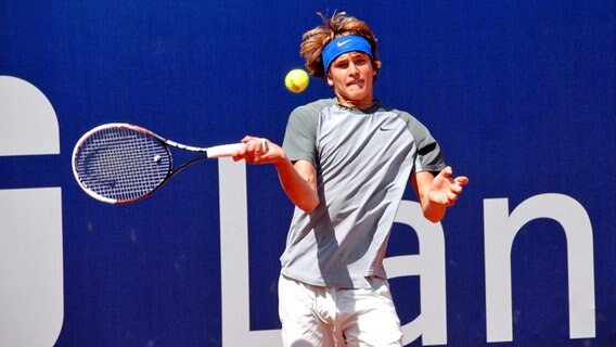 Tennis-Talent Alexander Zverev beim Turnier in Braunschweig © Westend-PR 