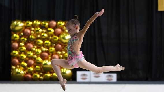 Das ukrainische Talent Mariia Pomarzhanska bei der rhythmischen Sportgymnastik © privat 
