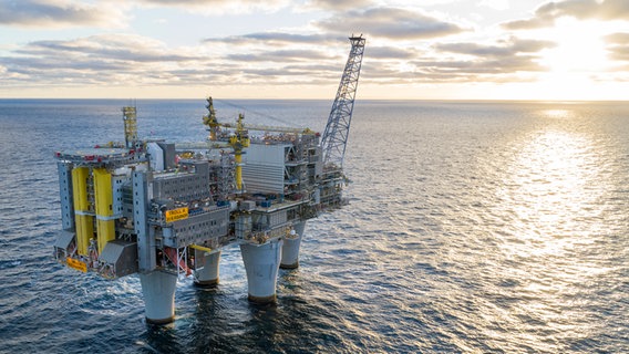 Foto vom 26. August 2020 der Offshore-Erdgasplattform Troll A im Troll-Gasfeld vor der Westküste Norwegens. © picture alliance / abaca Foto: abaca