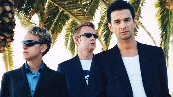 Die Synthie-Pop-Band Depeche Mode 2001 © Mute Records Foto: Anton Corbijn