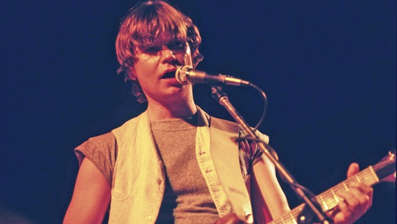 Achim Reichel 1985 in der "ZDF-Hitparade" © picture alliance / Jazzarchiv 