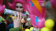 Jecken beim Kölner Karneval 2014 © Picture-Alliance / dpa Foto: Oliver Berg