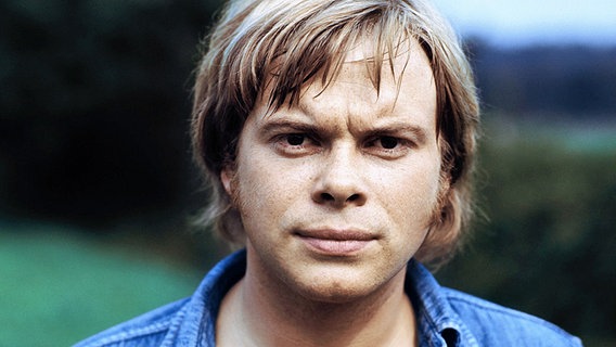Der Schauspieler Volker Lechtenbrink im Jahr 1976. © picture-alliance 