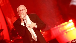 Phil Collins beim Auftritt beim Deutschen Radiopreis am 17. September 2010 in Hamburg.  © NDR Foto: Marco Maas