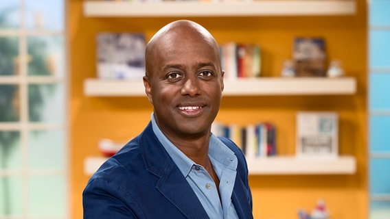 Moderator Yared Dibaba. © NDR/Uwe Ernst 
