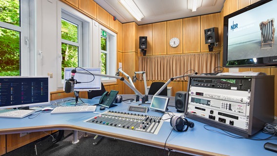 Innenaufnahme des  NDR-Studios in Flensburg. © NDR/ Foto: Christian Spielmann