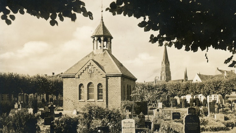 Ein historisches Foto des Holmer Friedhofs in Schleswig. © Stadtarchiv Schleswig