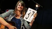 Melanie Carl mit der Startnummer 37 beim Schleswig-Holstein Hammer Casting © NDR Foto: Oke Jens