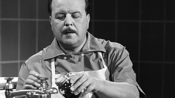 Clemens Wilmenrod, Dezember 1955 Clemens Wilmenrod, Dezember 1955 © NDR
