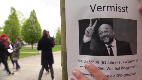 Schulz auf Vermisstenplakat  