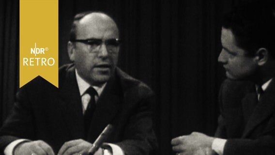 Der niedersächsische Staatssekretär Dr. Siegfried Heinke im TV-Interview 1965  