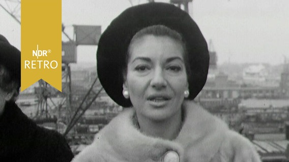Maria Callas (?) auf der Howaldtswerft in Kiel bei einer Schiffstaufe 1963  