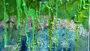 Ein abstraktes Gemälde mit viel grüner Farbe und einigen Blautönen. © Screenshot 