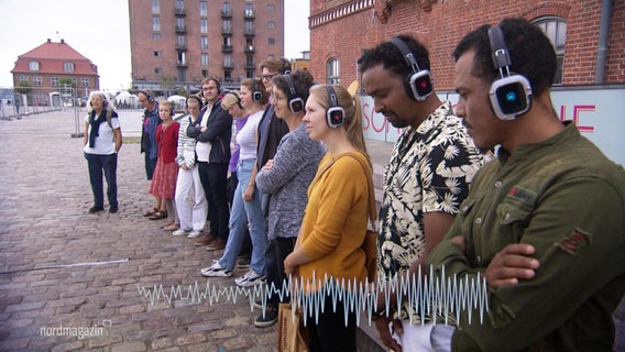 Teilnehmer des Audiowalks "Safe Harbour" © Screenshot 