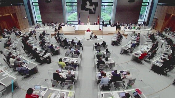 Sitzungssaal des Niedersächsischen Landtags. © Screenshot 