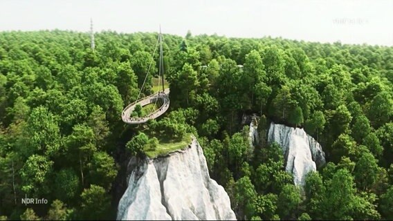 Am Rügener Kreidefelsen-Ufer thront eine futuristische Aussichtsplattform über dem Wasser. © Screenshot 