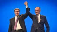 Markus Söder und Friedrich Merz beim CSU-Parteitag 2022. © NDR 