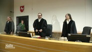 Richterinnen in einem Gerichtssaal. © Screenshot 