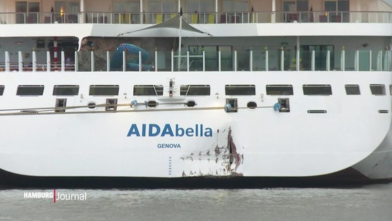 Schaden am Heck des Kreuzfahrtschiffes AIDAbella. © Screenshot 