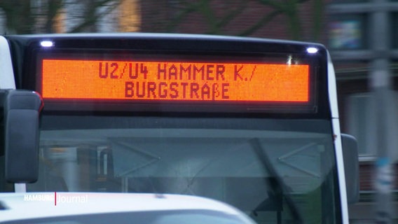 Ein Bus wird als Schienenersatzverkehr für die U-Bahnen U2 und U4 eingesetzt. © Screenshot 