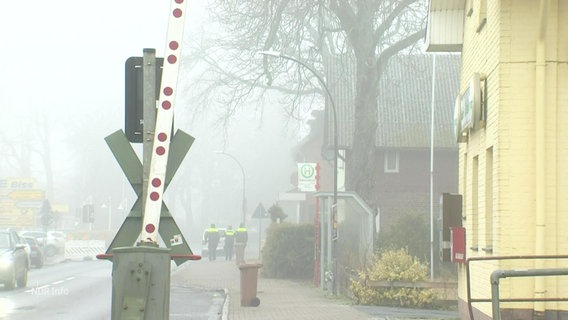 Bahnübergang in Brokstedt. © Screenshot 