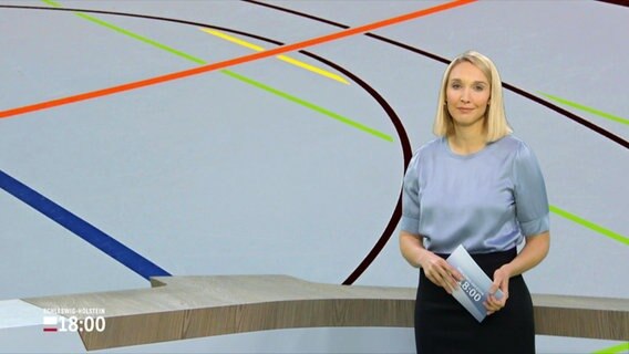 Die Moderatorin Alexandra Bauer. © Screenshot 