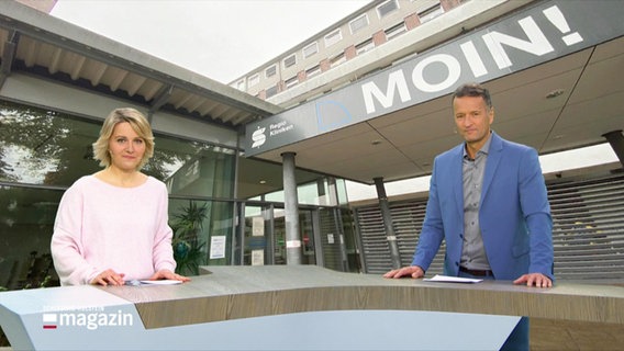 Marie-Luise Bram und Gerrit Derkowski moderieren das Schleswig-Holstein Magazin. © Screenshot 