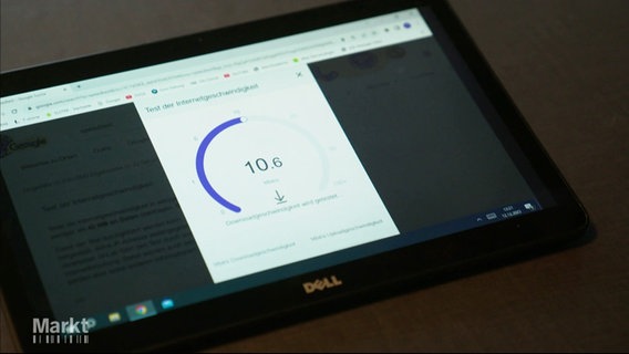 Ein Tablet mit einem Ladebalken © Screenshot 