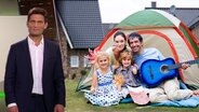 Christian Ehring und im Hintergrund eine Familie vor einem Campingzelt.  