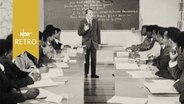 Unterricht in einer Volkshochschulklasse (1965)  