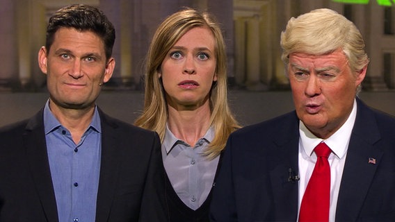 Christian Ehring, Kirstin Warnke und Max Giermann als Donald Trump.  