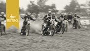 Motorradfahrer beim Start des Grasbahnrennens von Wendthagen 1965  