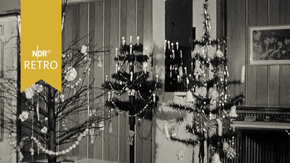 Vorschläge für verschieden geschmückte Weihnachtsbäume (1961)  