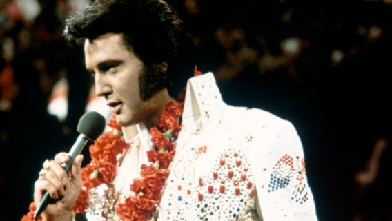 Elvis Presley live auf Hawai (1973) © picture-alliance / united archiv Foto: 91040