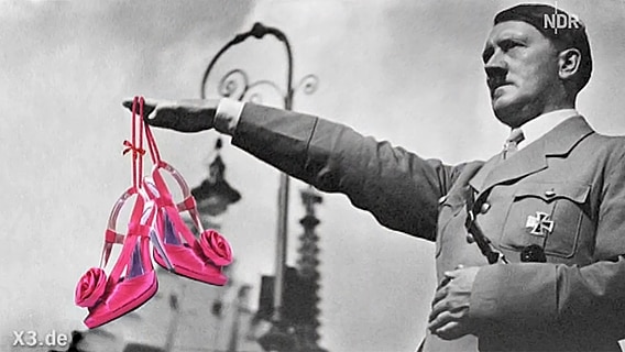 Collage: Hitler mit Damenschuhen an der Hand  Foto: Screenshot