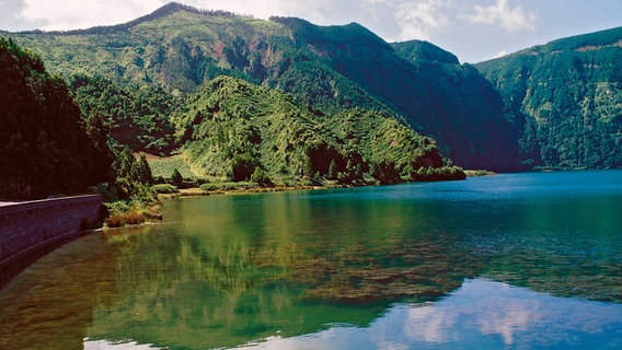 Gilt als die "Grüne Insel" der Azoren: Sao Miguel. © NDR/Sebastiao da Fonseca 