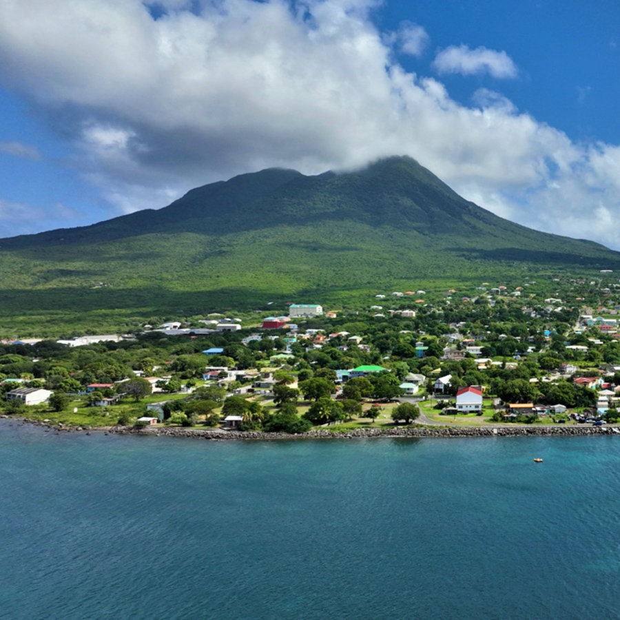 Die beiden Vulkaninseln St. Kitts und Nevis gehören zu den zehn kleinsten Staaten der Erde und sind die kleinsten unter den karibischen Zwergstaaten. © NDR/nonfictionplanet/Florian Melzer 