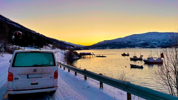 Vorboten der Polarlichter in Norwegen © NDR/Jörg Grotegut 