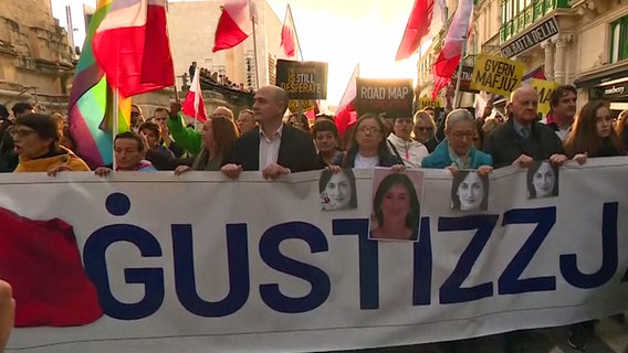 Demonstration in Malta wegen der ermordeten Journalistin Daphne Caruana Galizia  Foto: Screenshot